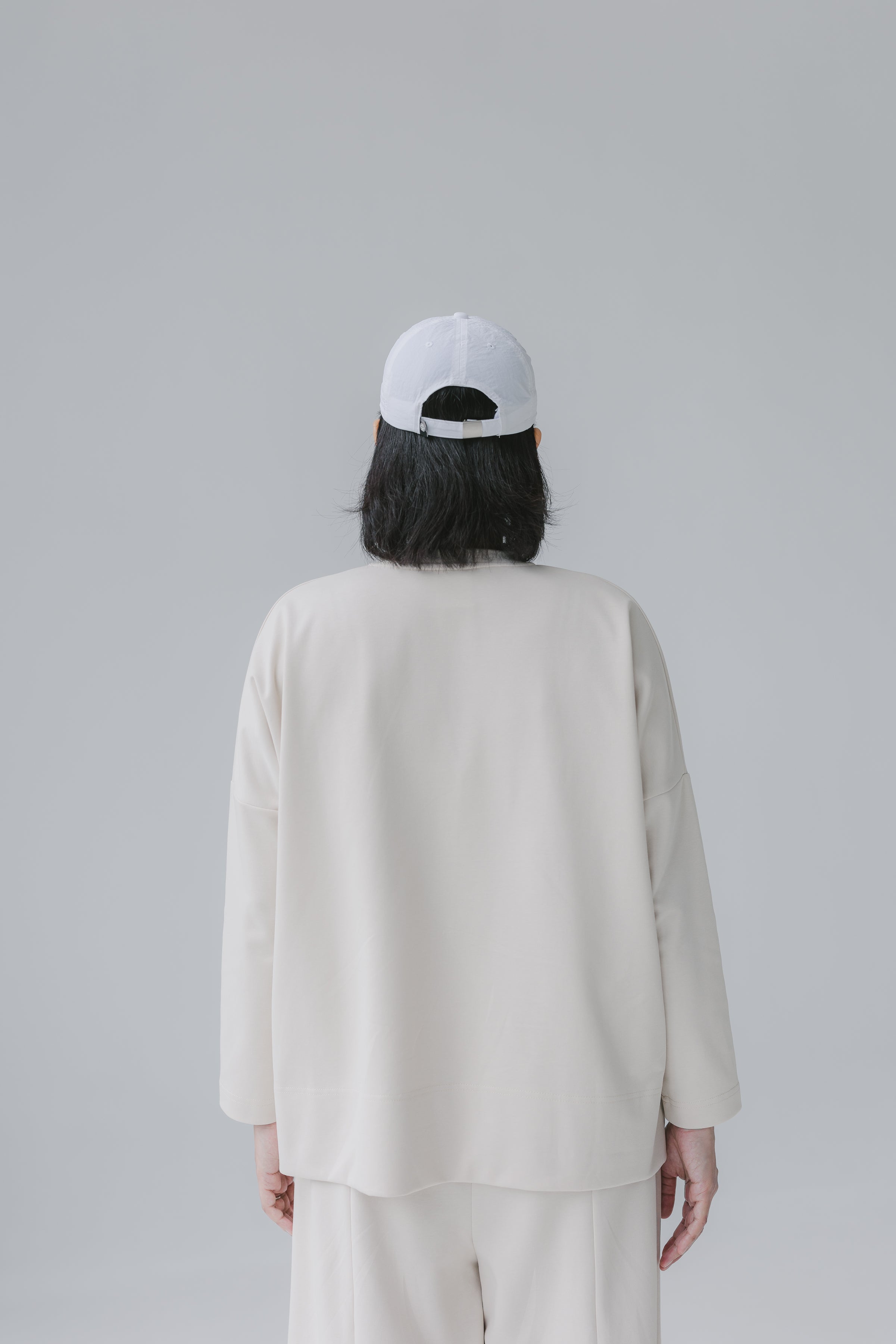 COMFORT WEAR HI-LOW TOP