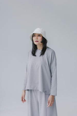 COMFORT WEAR HI-LOW TOP