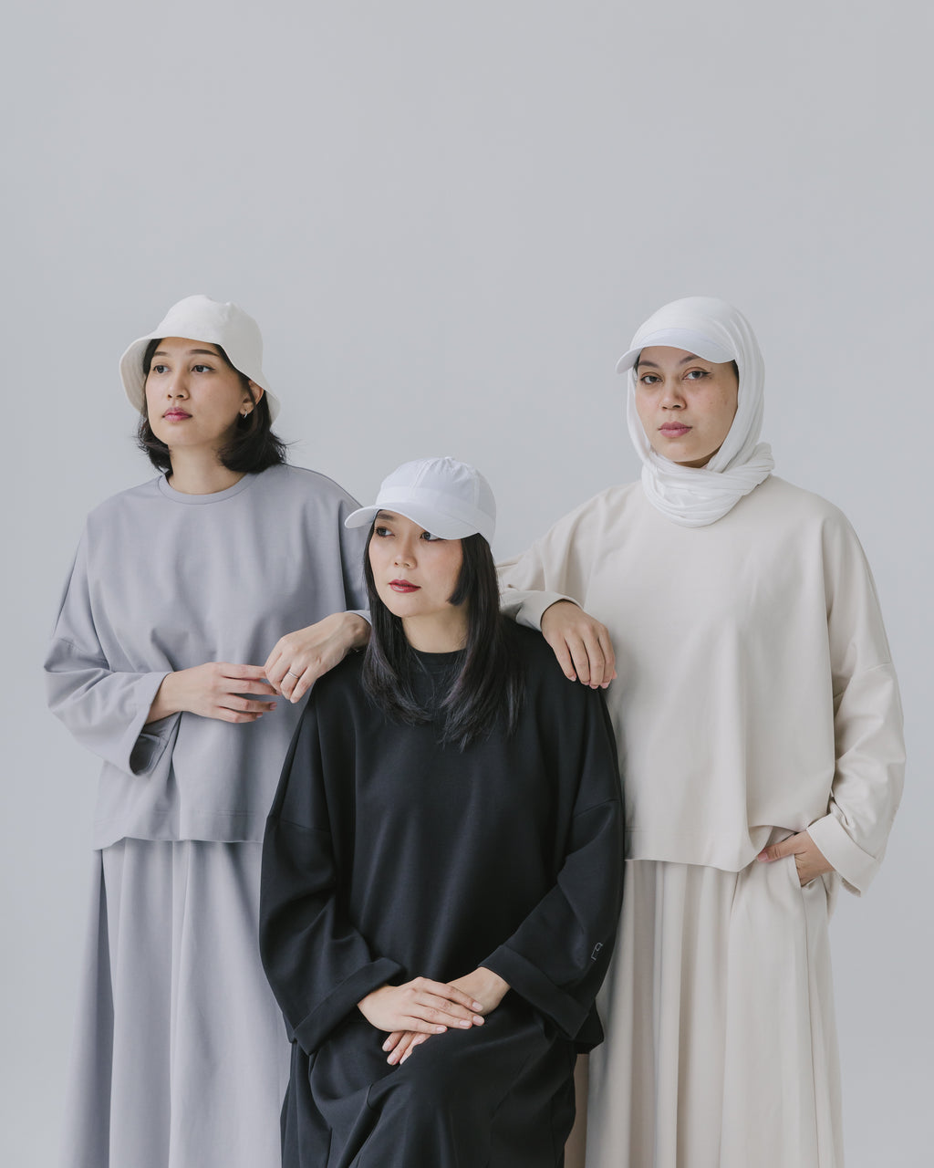 COMFORT WEAR FOLDED CUFF TOP